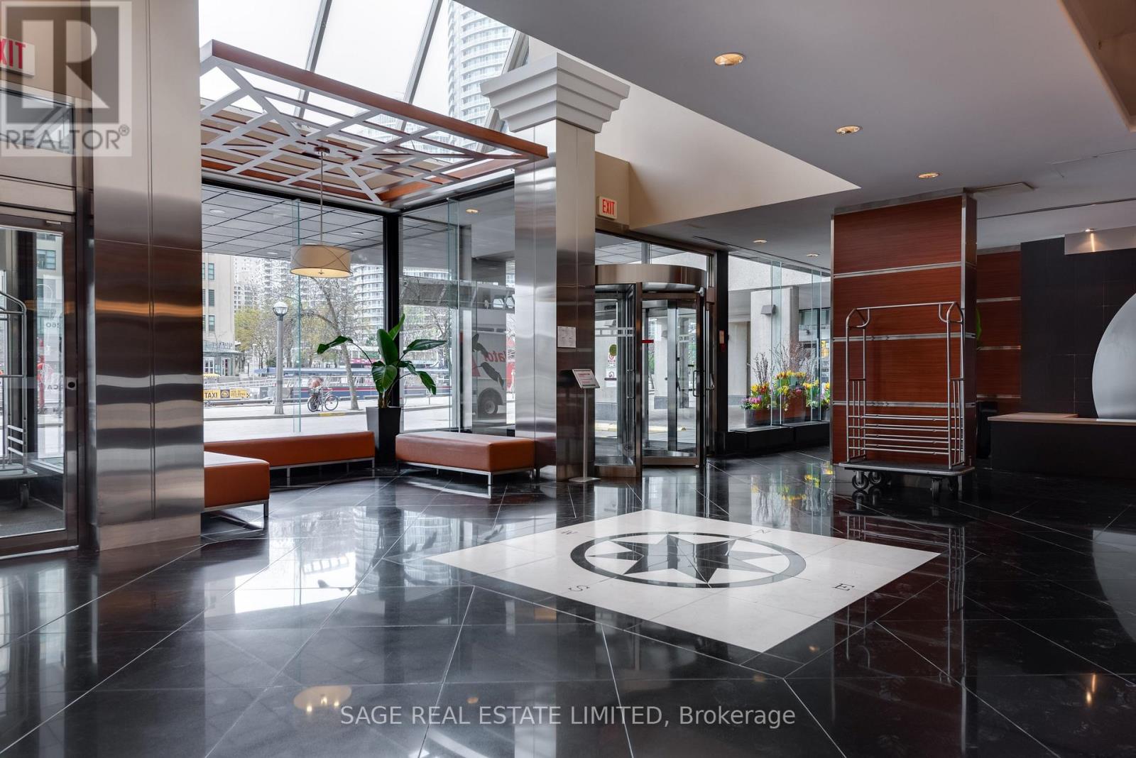 3101 - 99 Harbour Square, Toronto (Waterfront Communities), Ontario  M5J 2H2 - Photo 20 - C13085248