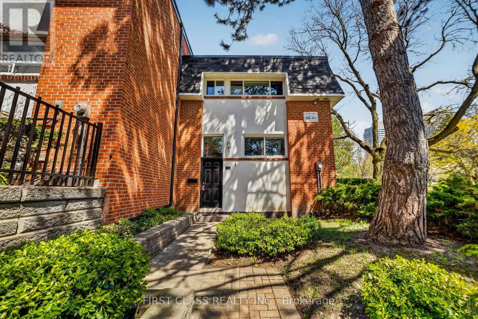 38 - 96 George Henry Boulevard, Toronto, Ontario  M2J 1E7 - Photo 3 - C13085322