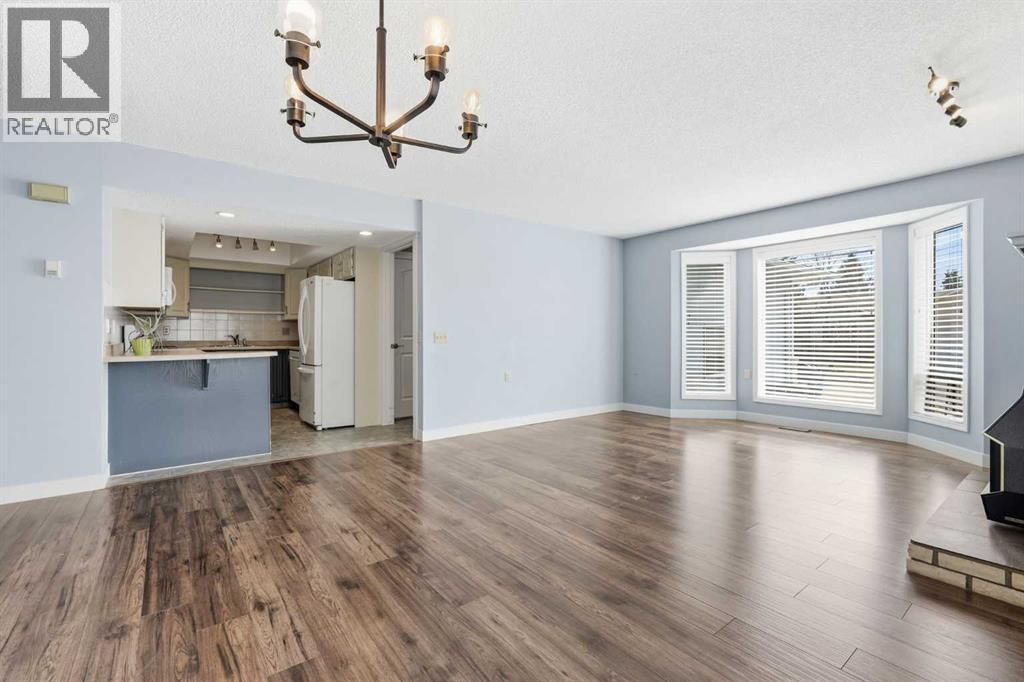 38 Woodside Close, Airdrie, Alberta  T4B 2C8 - Photo 12 - A2307800