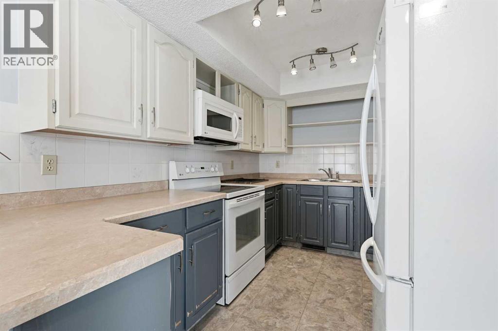 38 Woodside Close, Airdrie, Alberta  T4B 2C8 - Photo 14 - A2307800