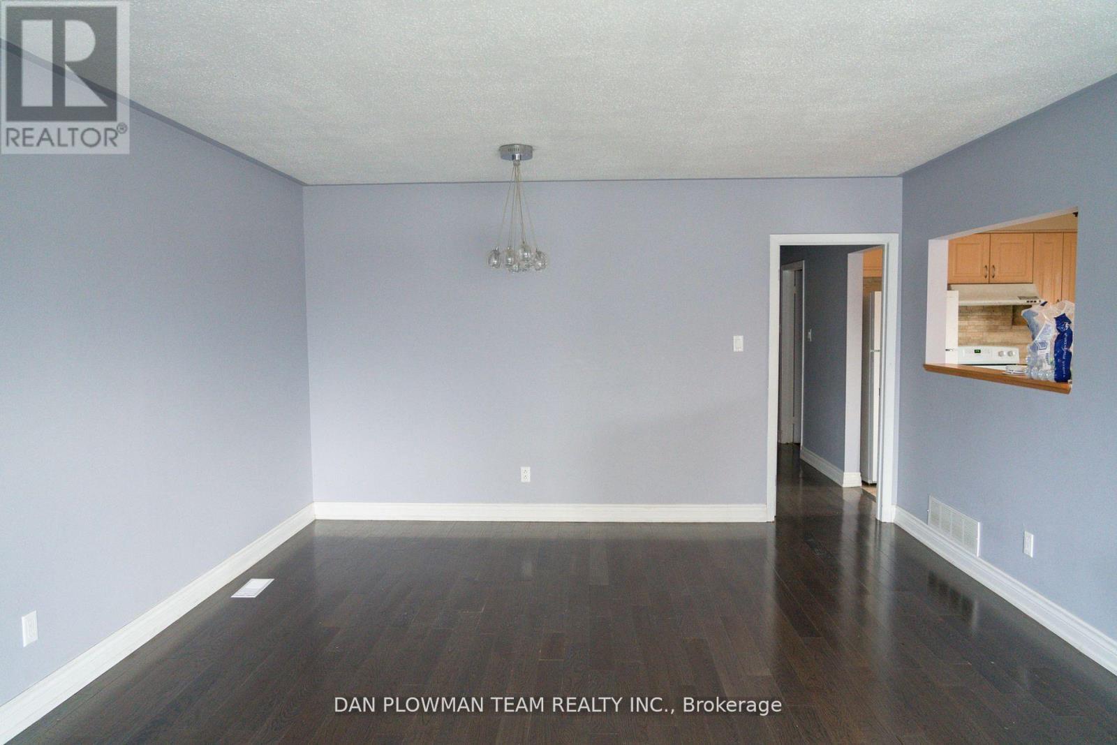 7 Berkham Road, Toronto, Ontario  M1H 2T1 - Photo 5 - E13085306