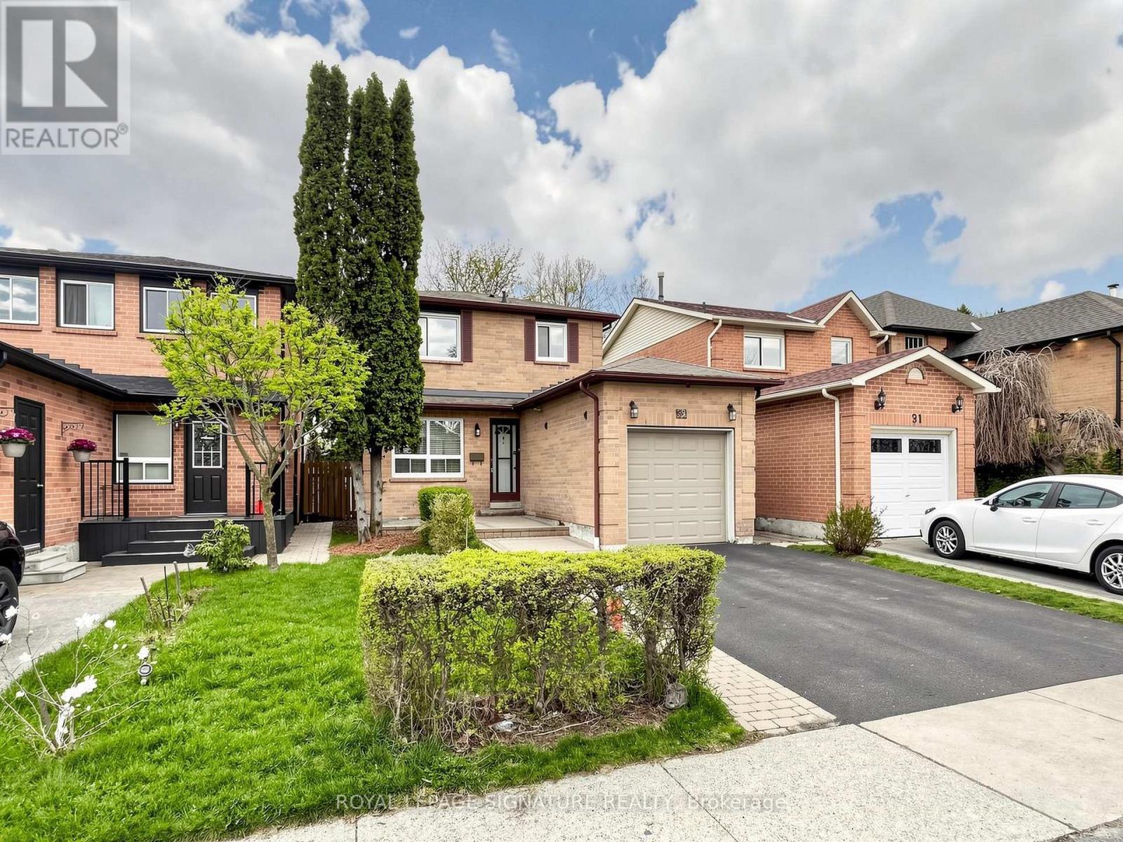 89 Ravenscroft Road, Ajax, Ontario  L1T 1W6 - Photo 2 - E13085316
