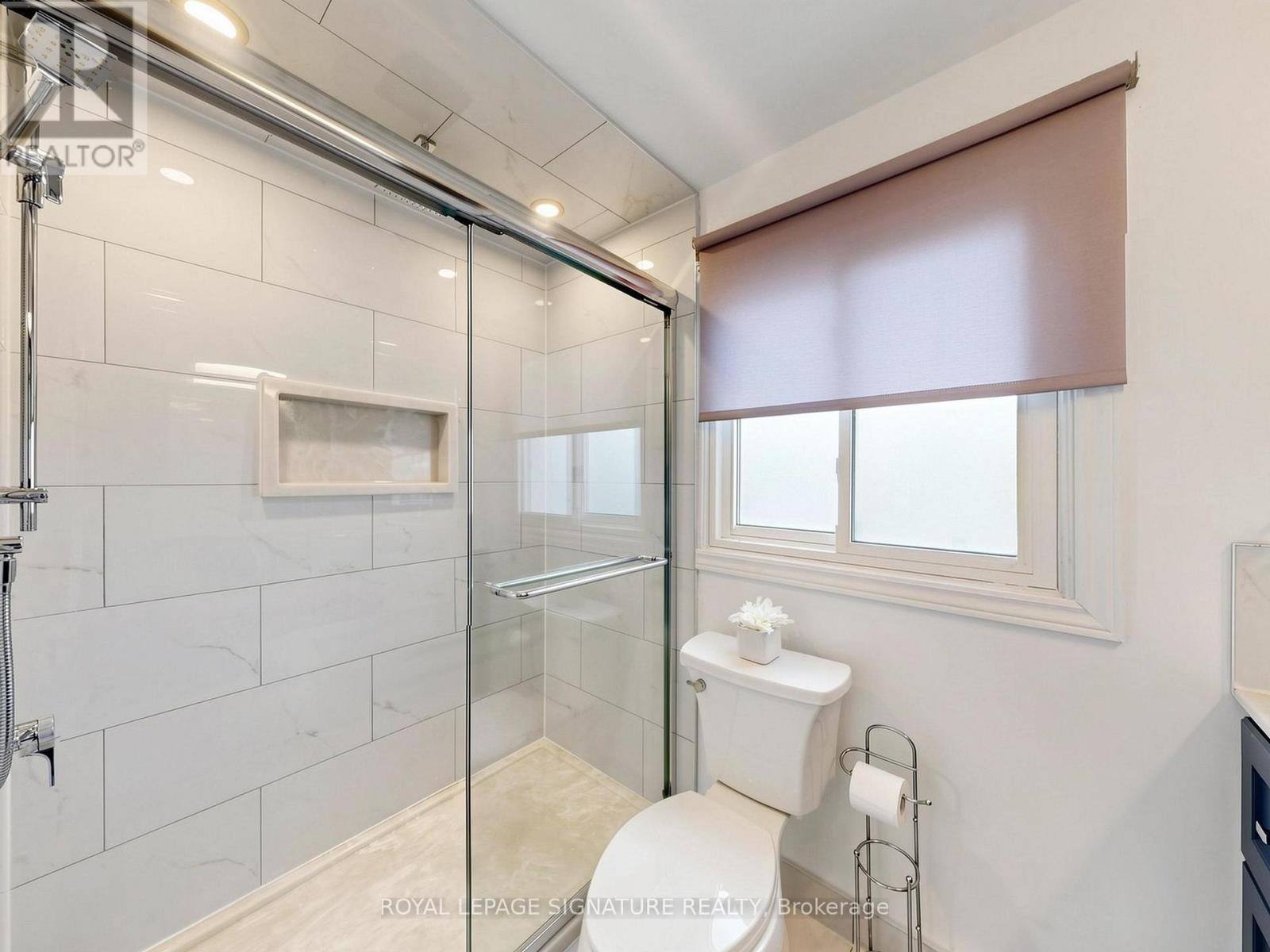 89 Ravenscroft Road, Ajax, Ontario  L1T 1W6 - Photo 37 - E13085316
