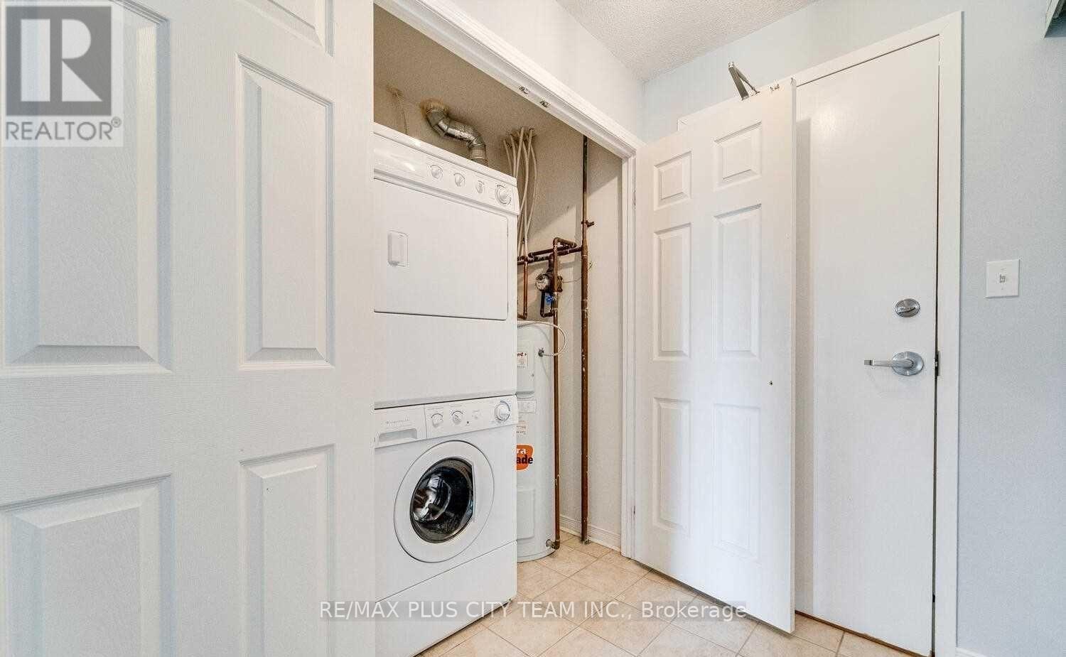 201 - 94 Aspen Springs Drive, Clarington, Ontario  L1C 5N4 - Photo 11 - E13085328