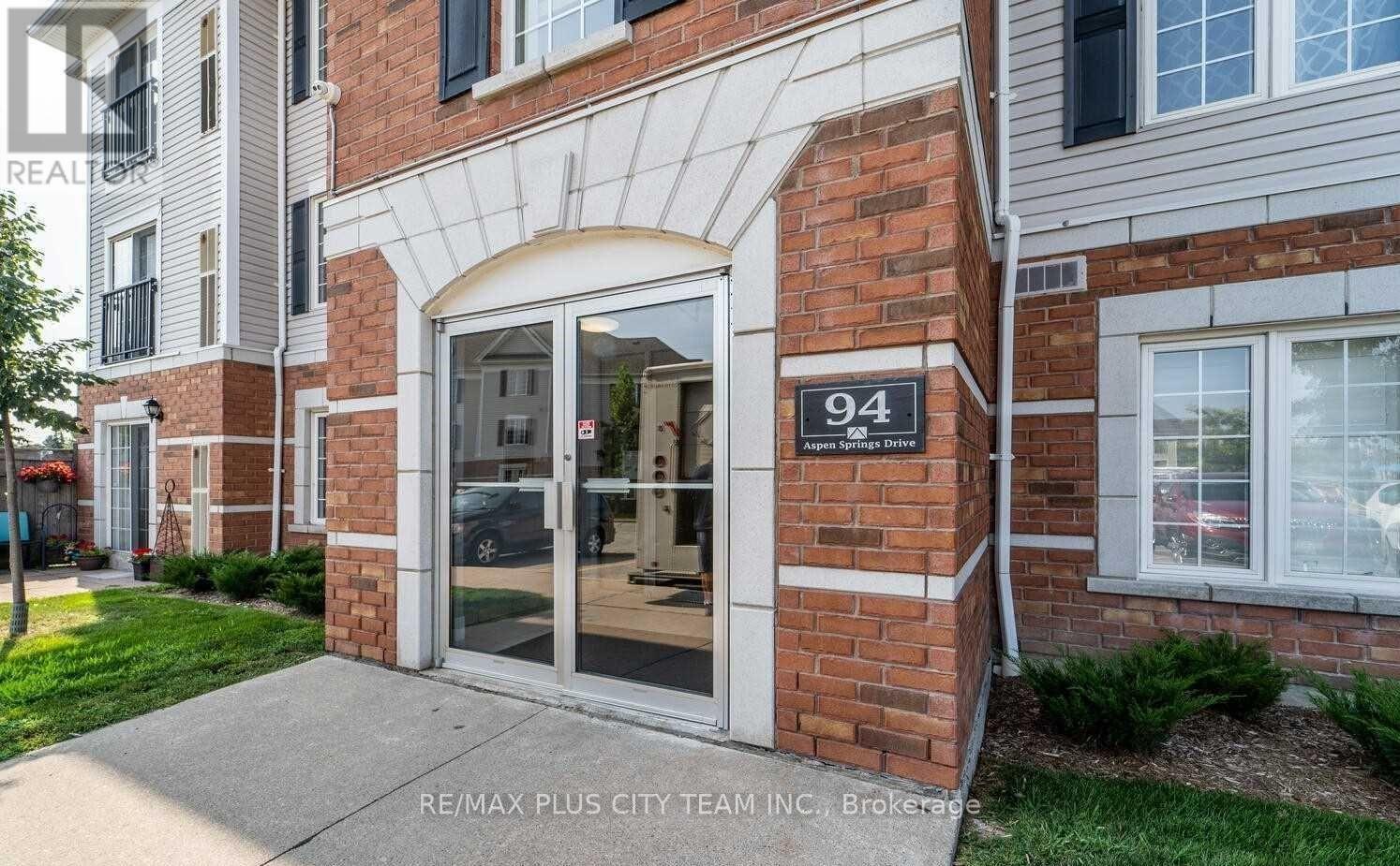 201 - 94 Aspen Springs Drive, Clarington, Ontario  L1C 5N4 - Photo 2 - E13085328
