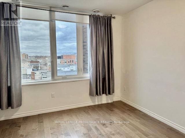 514 - 199 Front Street, Belleville, Ontario  K8N 5H5 - Photo 8 - X12948428