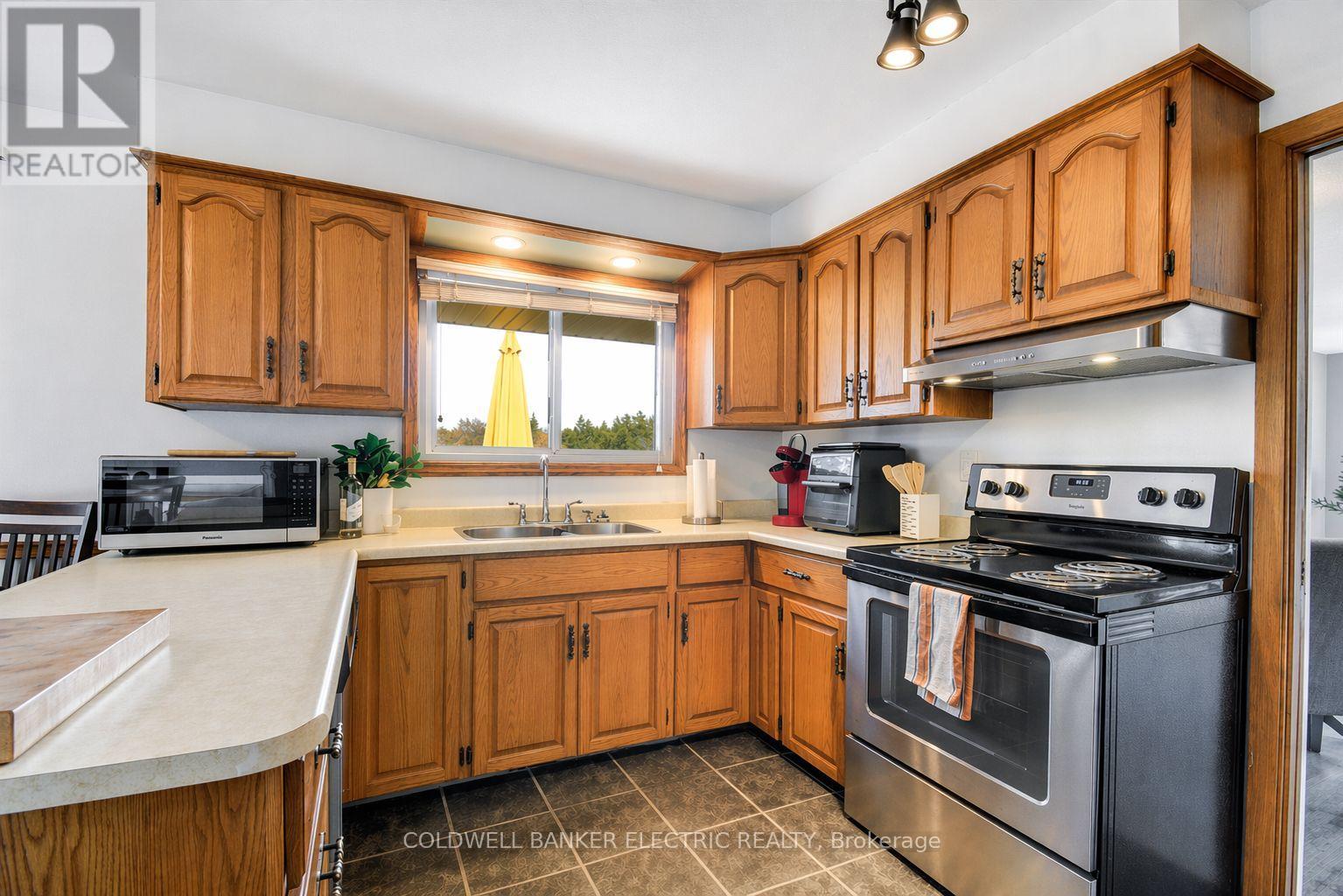 1647 Stenner Road, Douro-Dummer, Ontario  K0L 2H0 - Photo 9 - X13025188