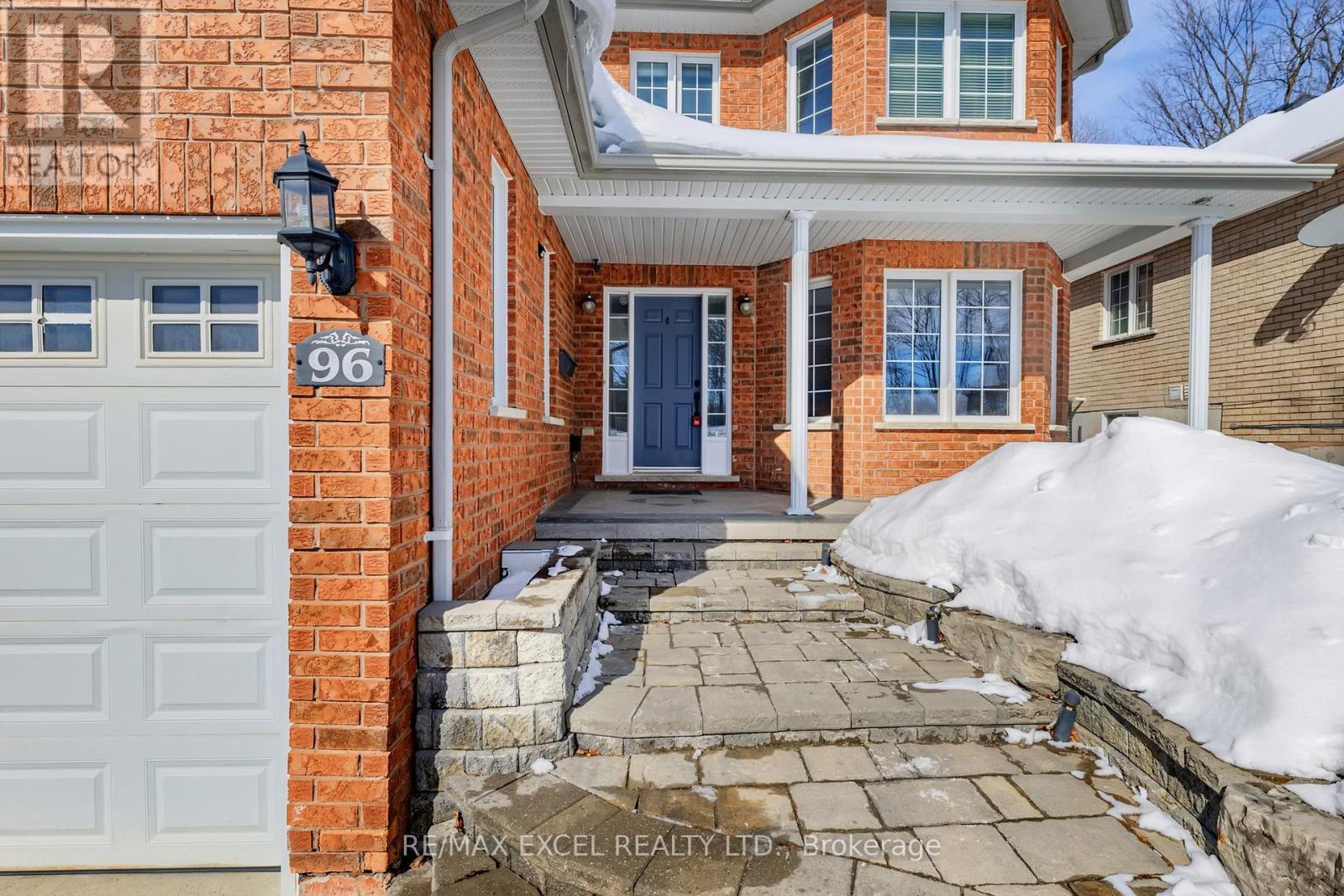 96 Ferncroft Drive, Georgina, Ontario  L4P 4G7 - Photo 4 - N13085356