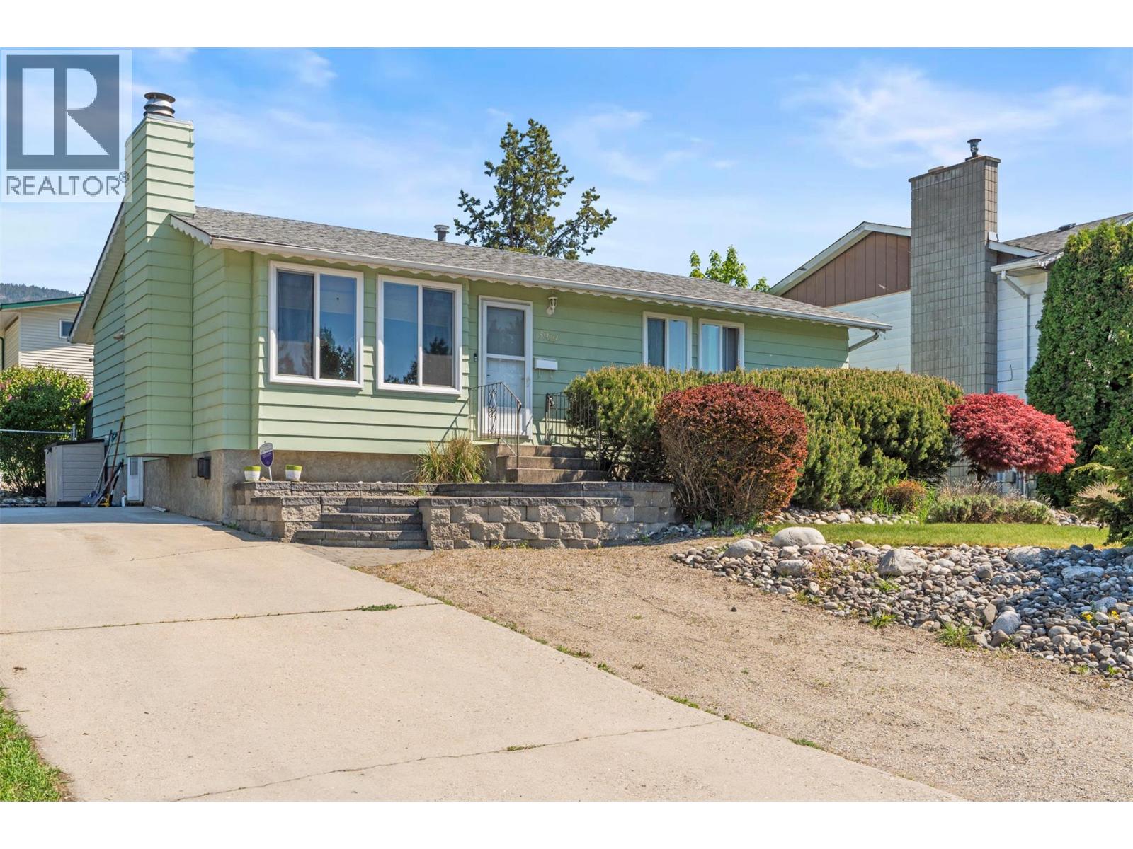 3919 14 Street, Vernon, British Columbia  V1T 7N3 - Photo 2 - 10385385