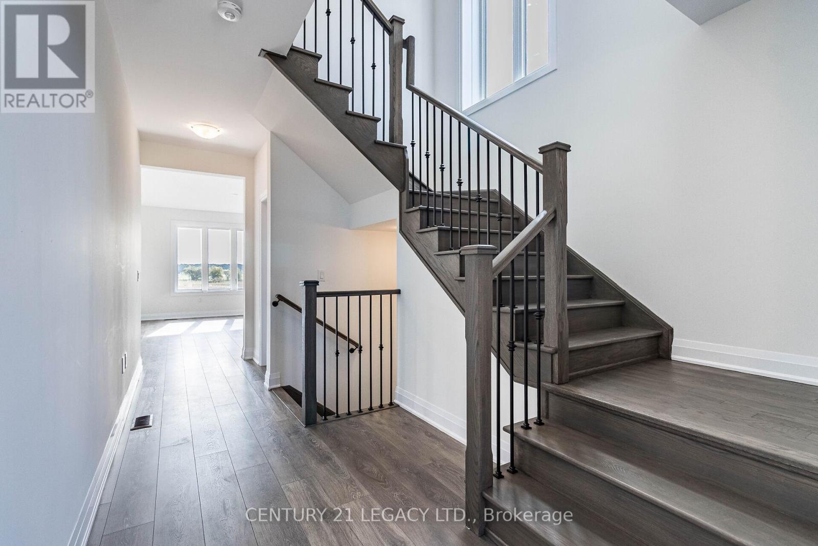 30 Union Boulevard, Wasaga Beach, Ontario  L9Z 0M5 - Photo 4 - S13085182