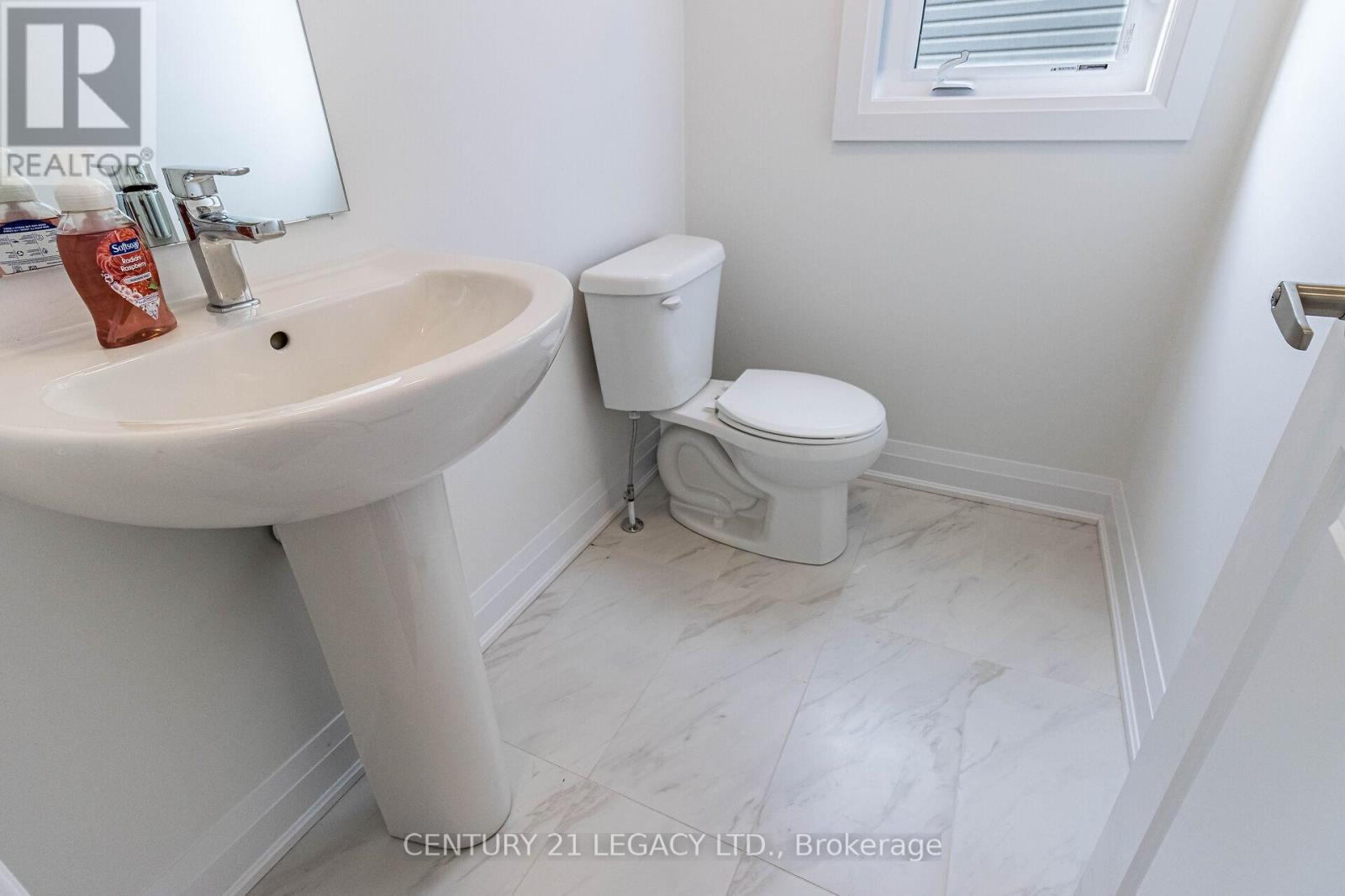 30 Union Boulevard, Wasaga Beach, Ontario  L9Z 0M5 - Photo 5 - S13085182