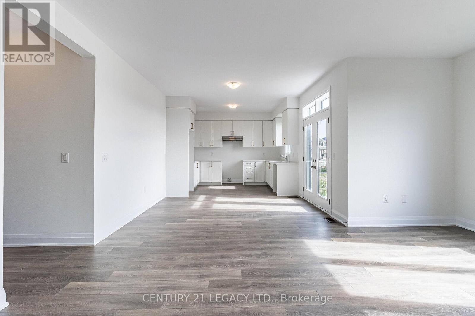 30 Union Boulevard, Wasaga Beach, Ontario  L9Z 0M5 - Photo 7 - S13085182