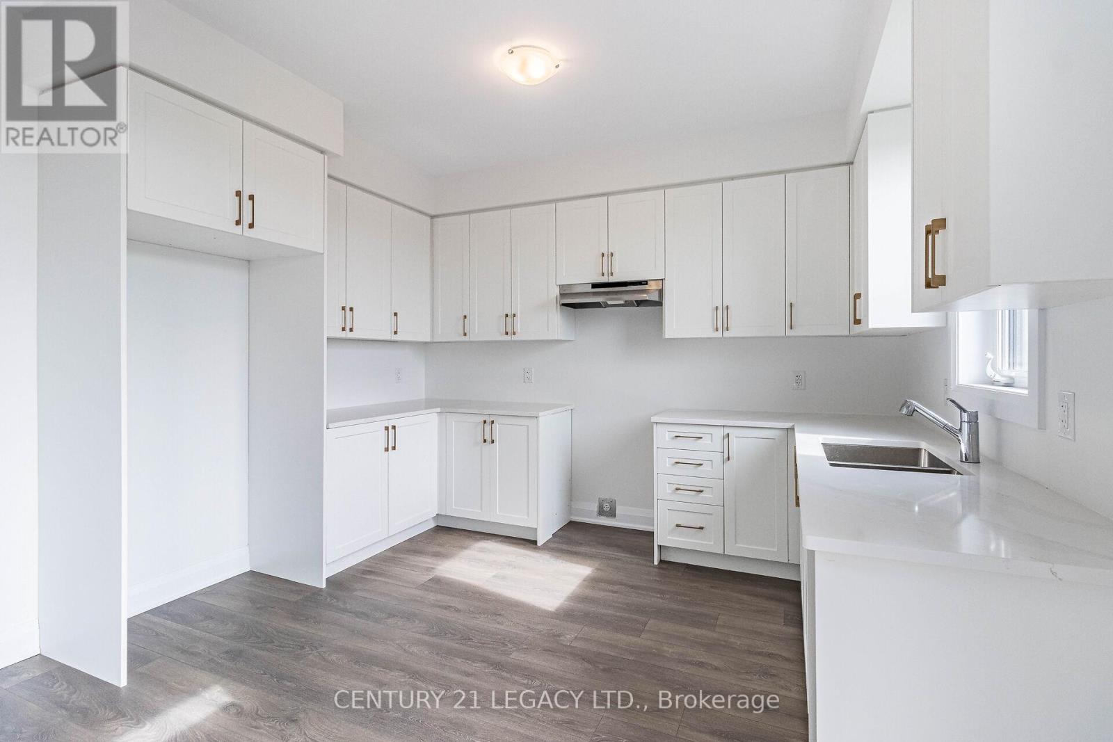 30 Union Boulevard, Wasaga Beach, Ontario  L9Z 0M5 - Photo 8 - S13085182