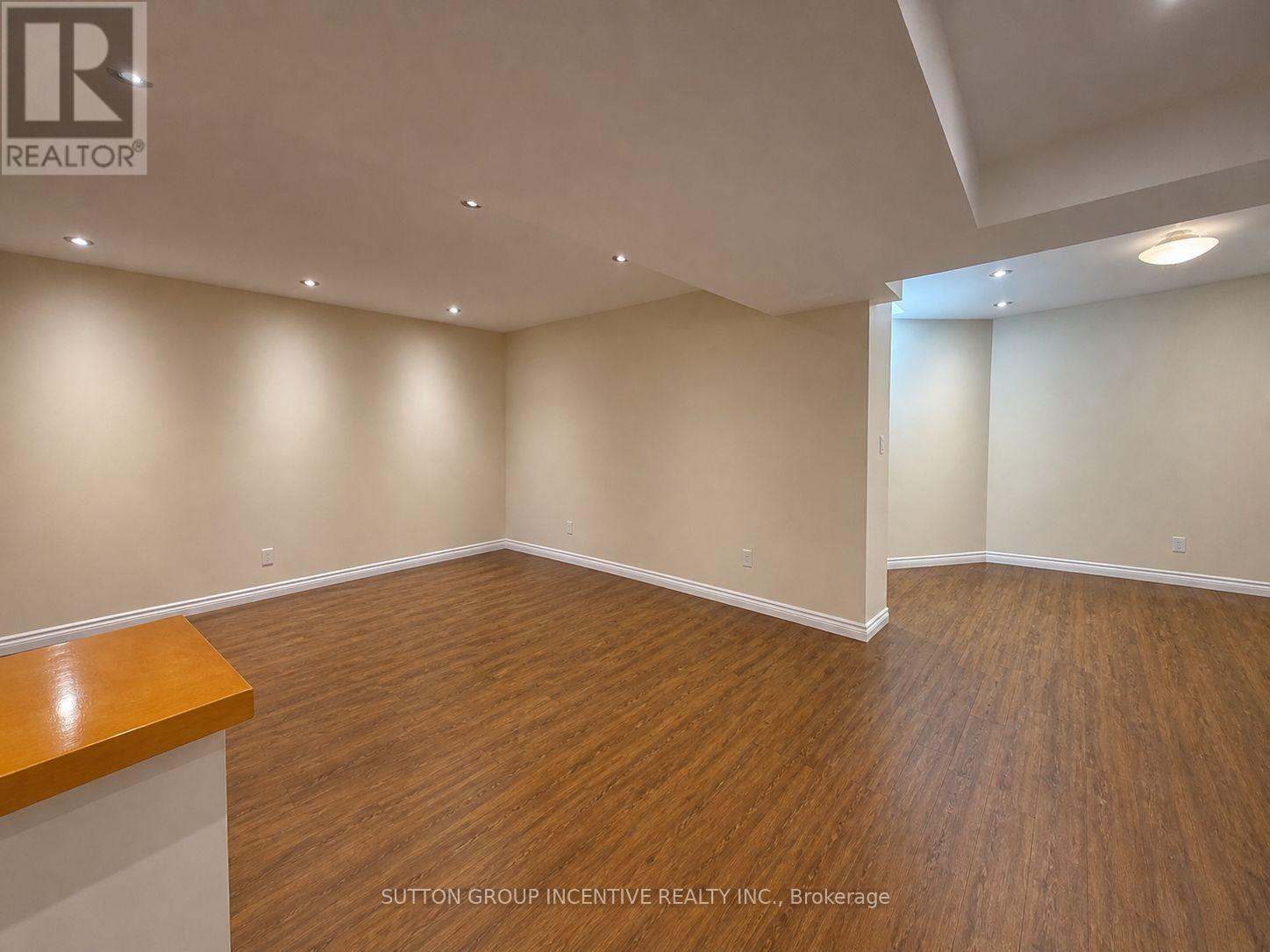 49 Shaina Court, Barrie, Ontario  L4N 9S7 - Photo 28 - S13085218