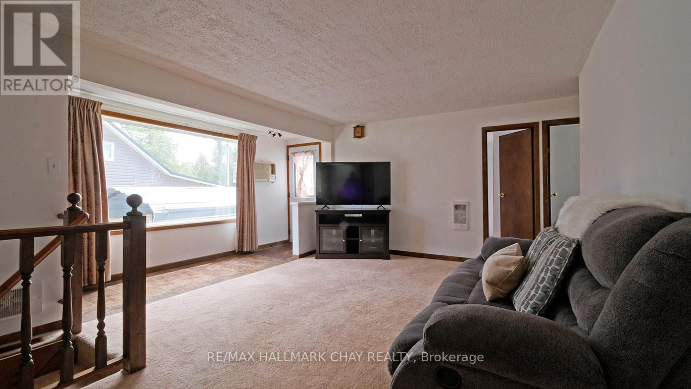 9 Second Street, Tiny, Ontario  L0L 2J0 - Photo 2 - S13085228