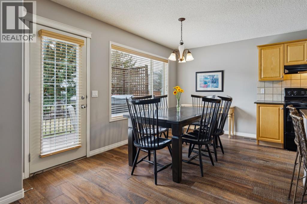65 Cougarstone Terrace SW, Calgary, Alberta  T3H 5A1 - Photo 12 - A2307925