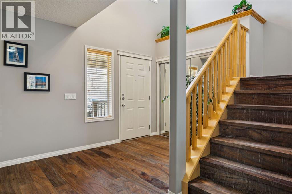 65 Cougarstone Terrace SW, Calgary, Alberta  T3H 5A1 - Photo 14 - A2307925