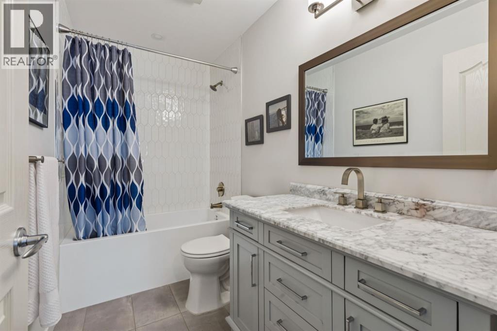 65 Cougarstone Terrace SW, Calgary, Alberta  T3H 5A1 - Photo 28 - A2307925