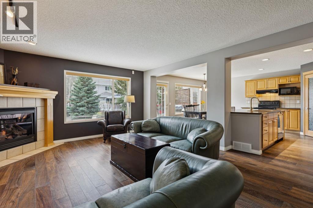 65 Cougarstone Terrace SW, Calgary, Alberta  T3H 5A1 - Photo 5 - A2307925