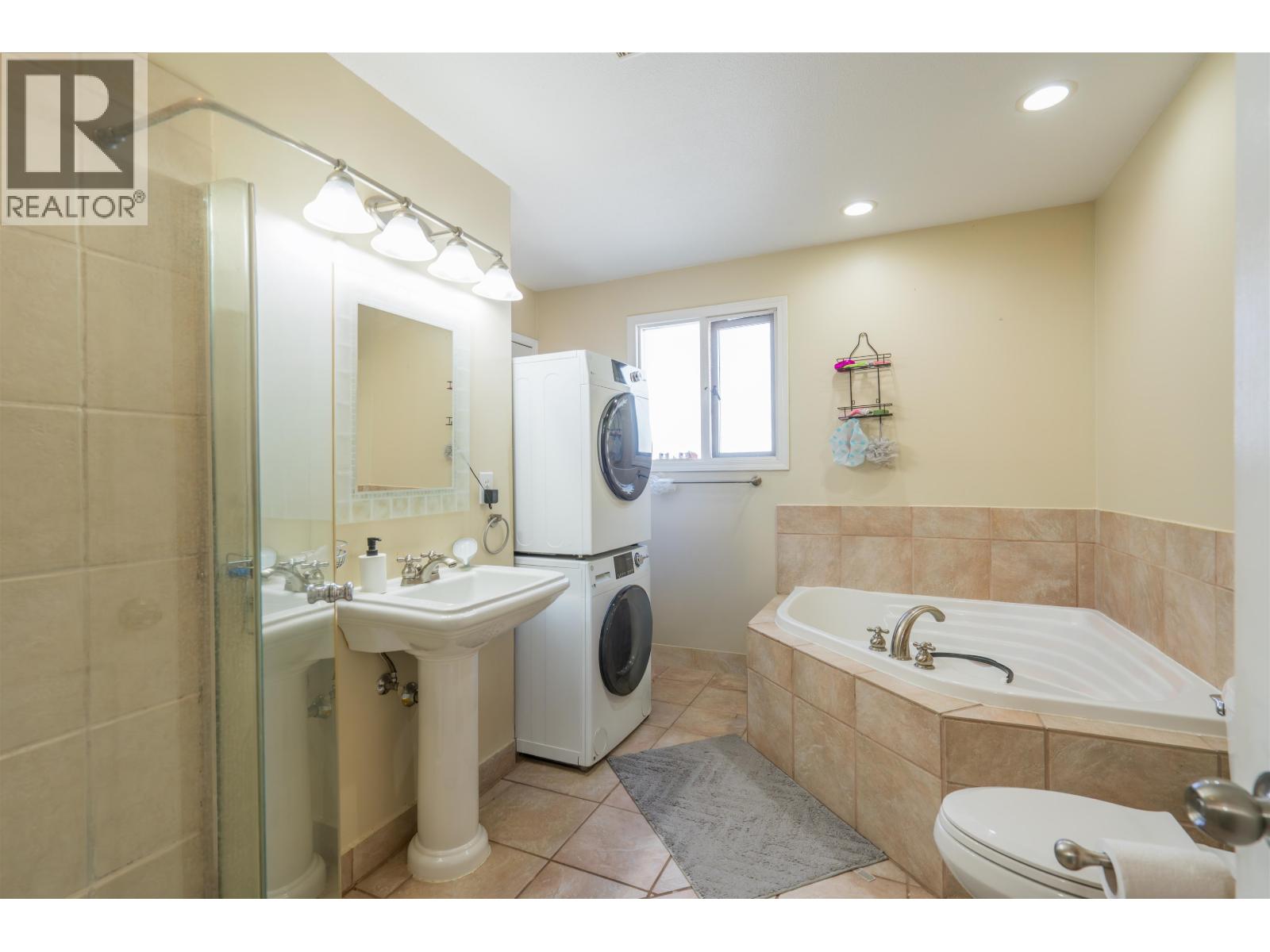 7728 St Mathew Place, Prince George, British Columbia  V2N 4B9 - Photo 11 - R3118219