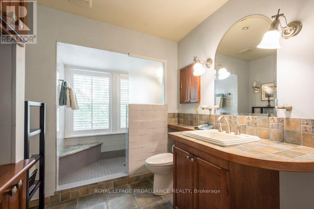 21 Storms Lane, Prince Edward County, Ontario  K0K 2P0 - Photo 15 - X13085472