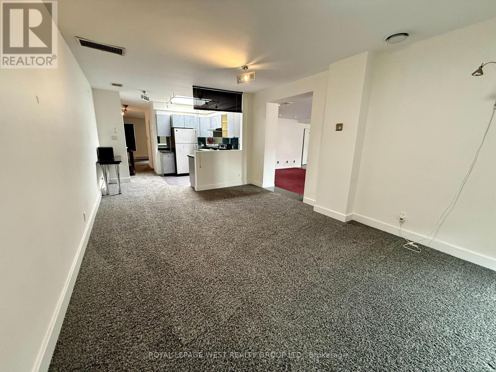 3 - 261 Queen Street W, Toronto, Ontario  M5V 1Z4 - Photo 11 - C13070844