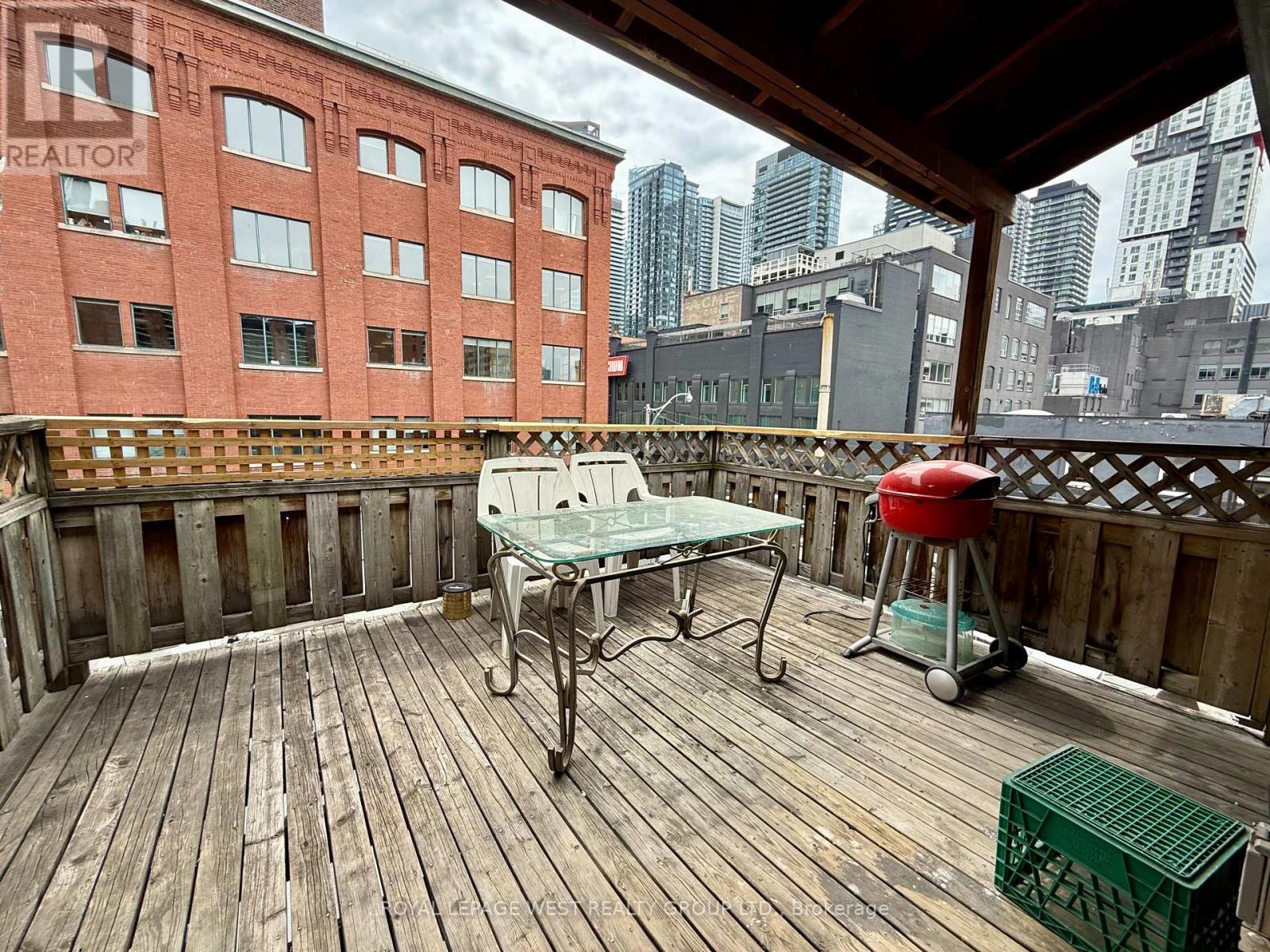 3 - 261 Queen Street W, Toronto, Ontario  M5V 1Z4 - Photo 4 - C13070844