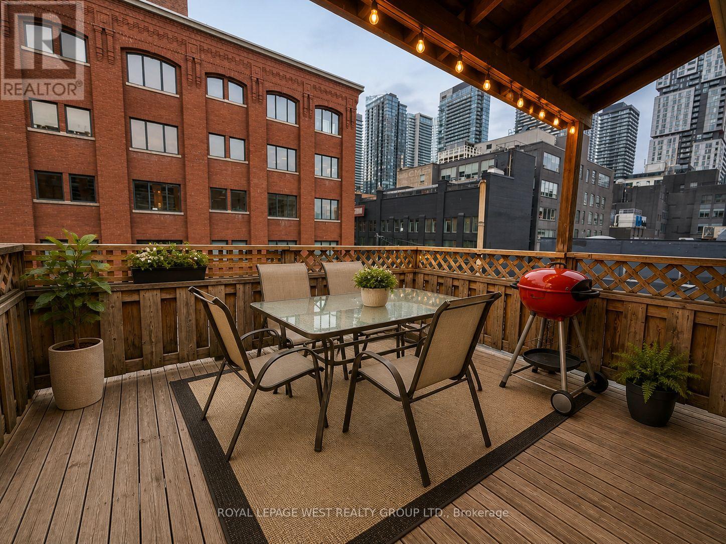 3 - 261 Queen Street W, Toronto, Ontario  M5V 1Z4 - Photo 5 - C13070844