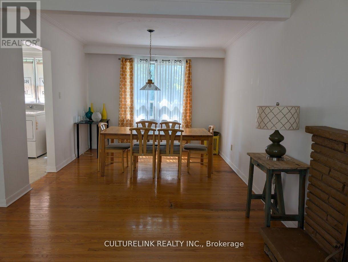 Main Floor - 998 Willowdale Avenue, Toronto, Ontario  M2M 3C7 - Photo 2 - C13084784