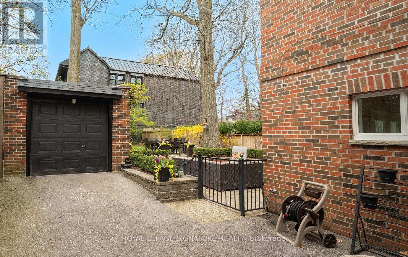 86 Hudson Drive, Toronto, Ontario  M4T 2K3 - Photo 45 - C13085198