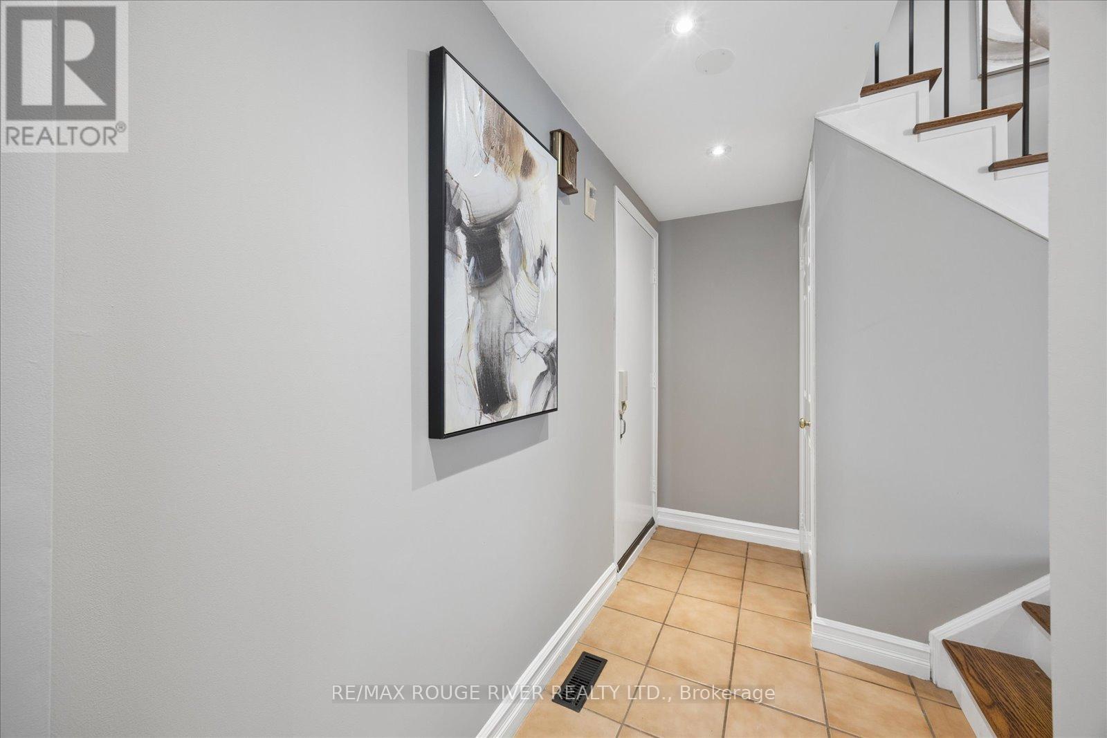 1014 Redbird Crescent, Pickering, Ontario  L1V 5K3 - Photo 37 - E13082688