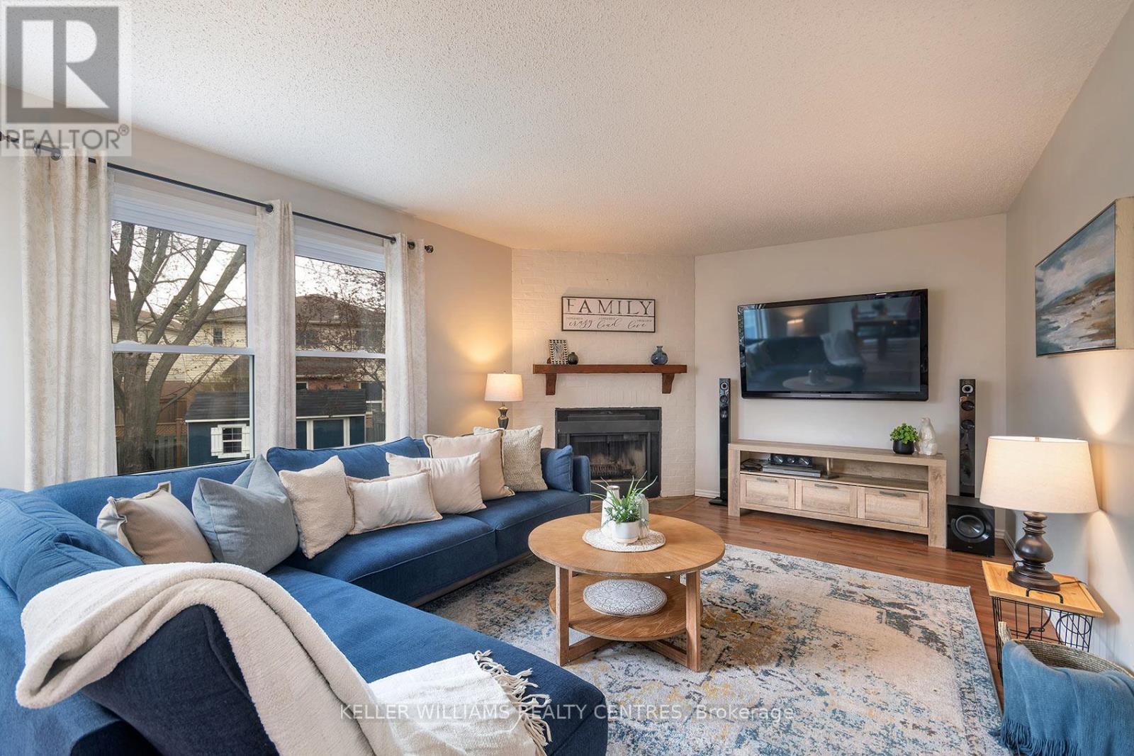 3335 Sundew Court, Mississauga, Ontario  L5N 5X6 - Photo 5 - W13085232