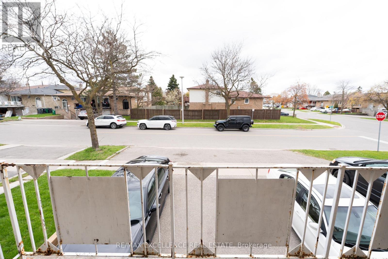 144 Abell Drive, Brampton, Ontario  L6V 2Z8 - Photo 8 - W13085262