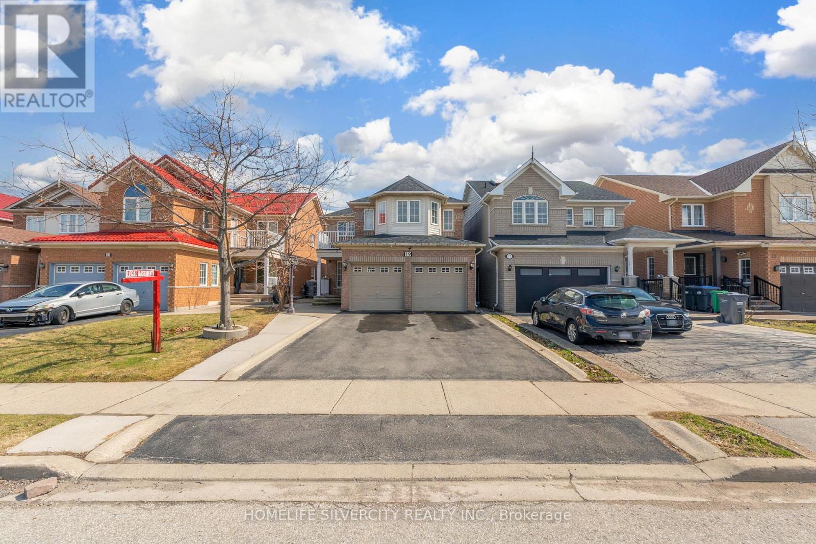 19 VINTAGE GATE, Brampton, Ontario