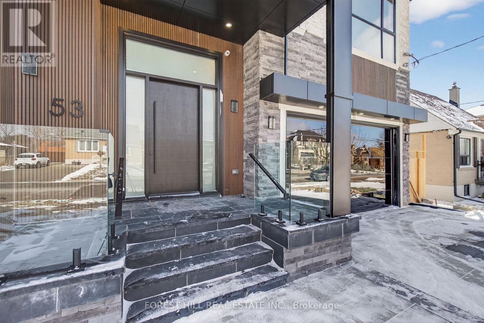 53 Celt Avenue, Toronto, Ontario  M6A 1H2 - Photo 2 - W13085308