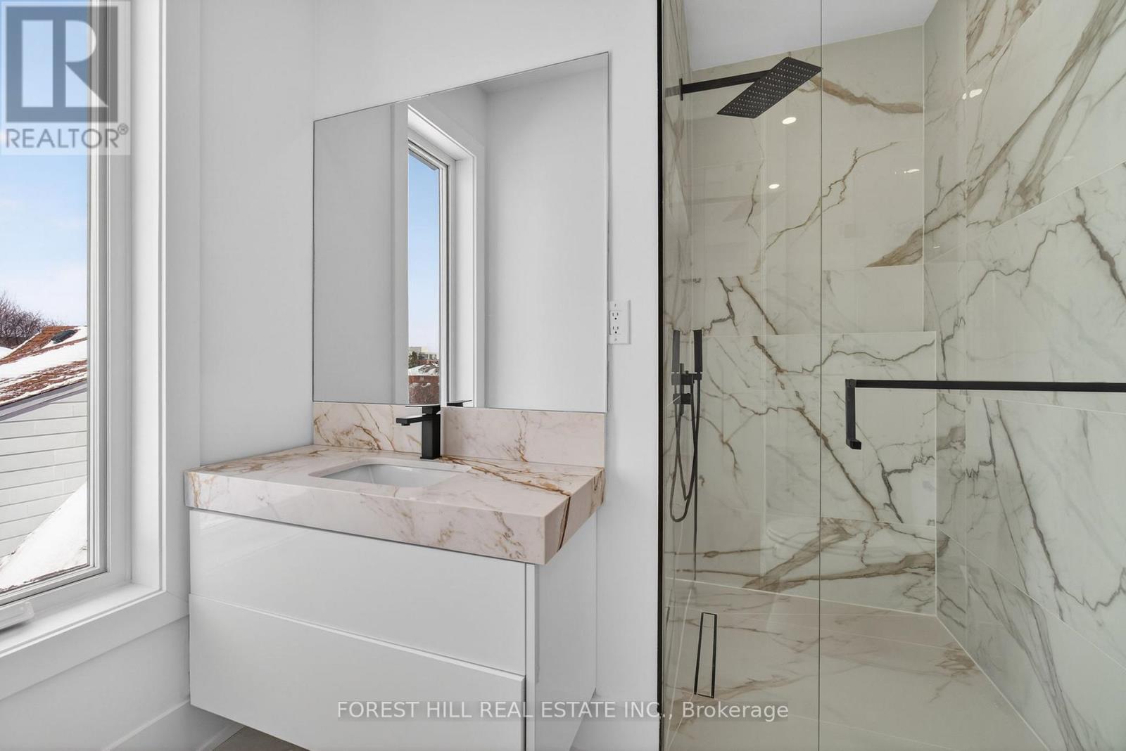 53 Celt Avenue, Toronto, Ontario  M6A 1H2 - Photo 28 - W13085308