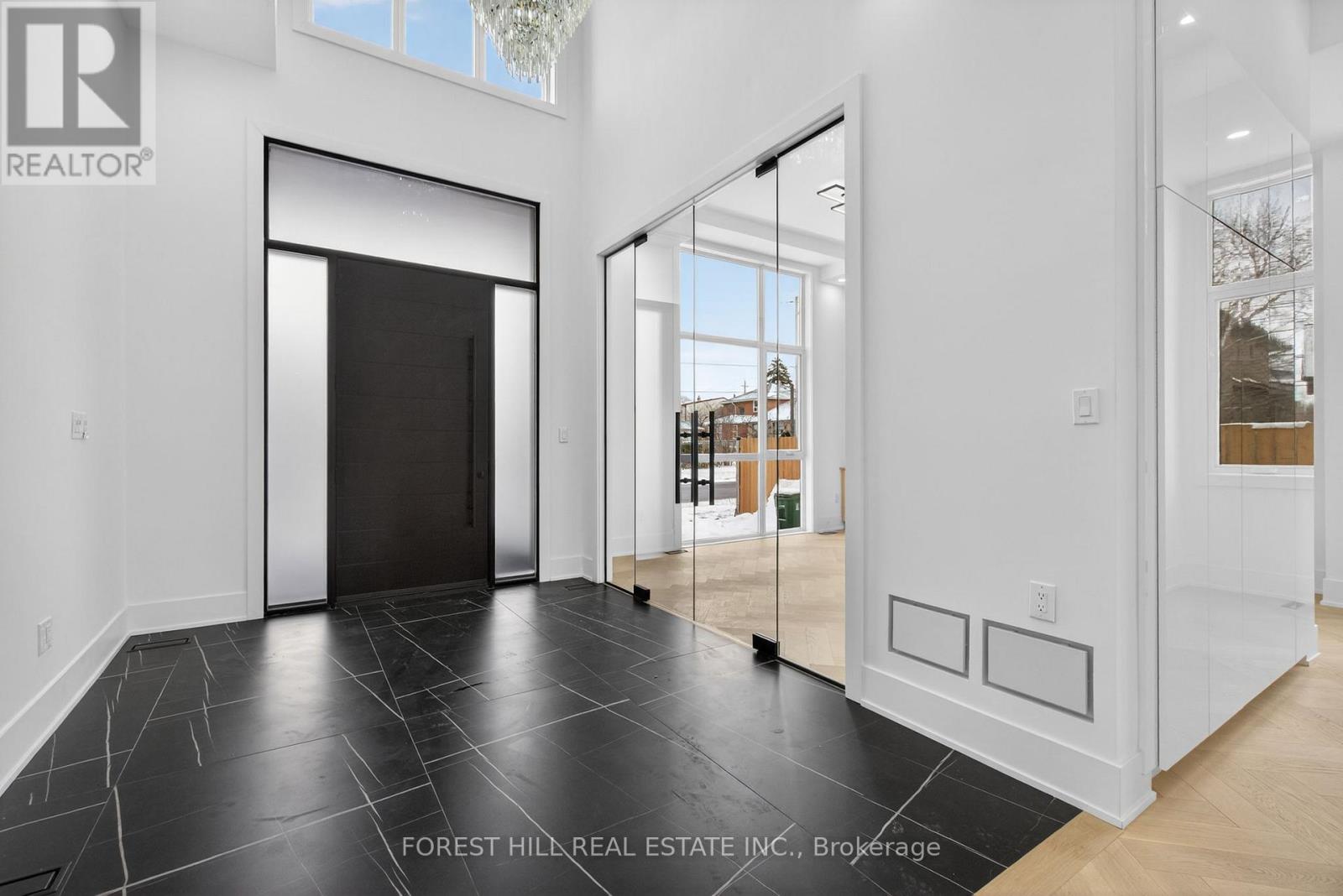 53 Celt Avenue, Toronto, Ontario  M6A 1H2 - Photo 3 - W13085308