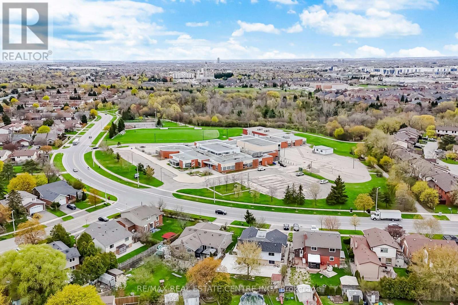 94 Blackthorn Lane, Brampton, Ontario  L6V 3K8 - Photo 35 - W13085318
