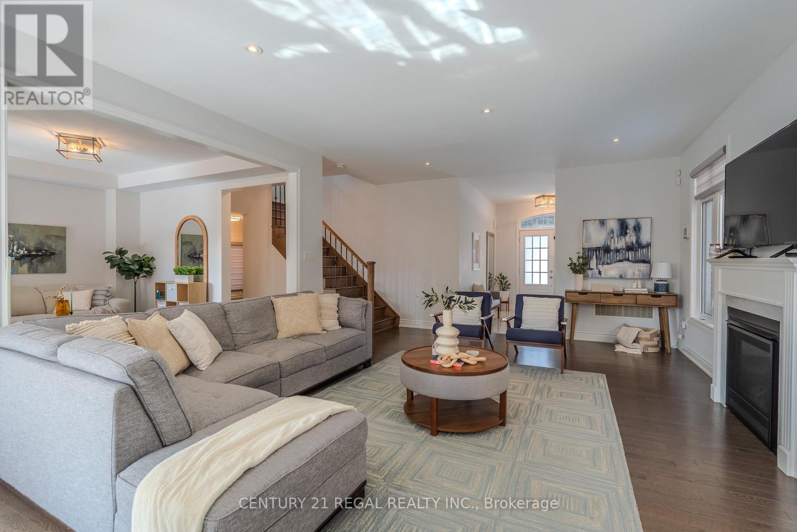 25 Elysian Fields Circle, Brampton, Ontario  L6Y 6E9 - Photo 7 - W13085346