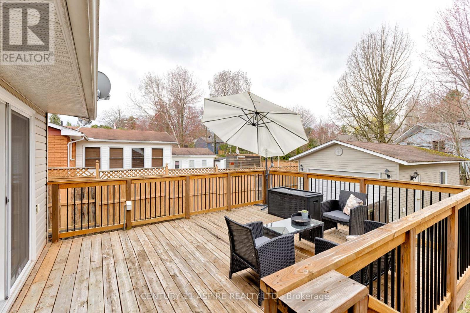 43 Selkirk Street, Petawawa, Ontario  K8H 1P1 - Photo 45 - X13085410