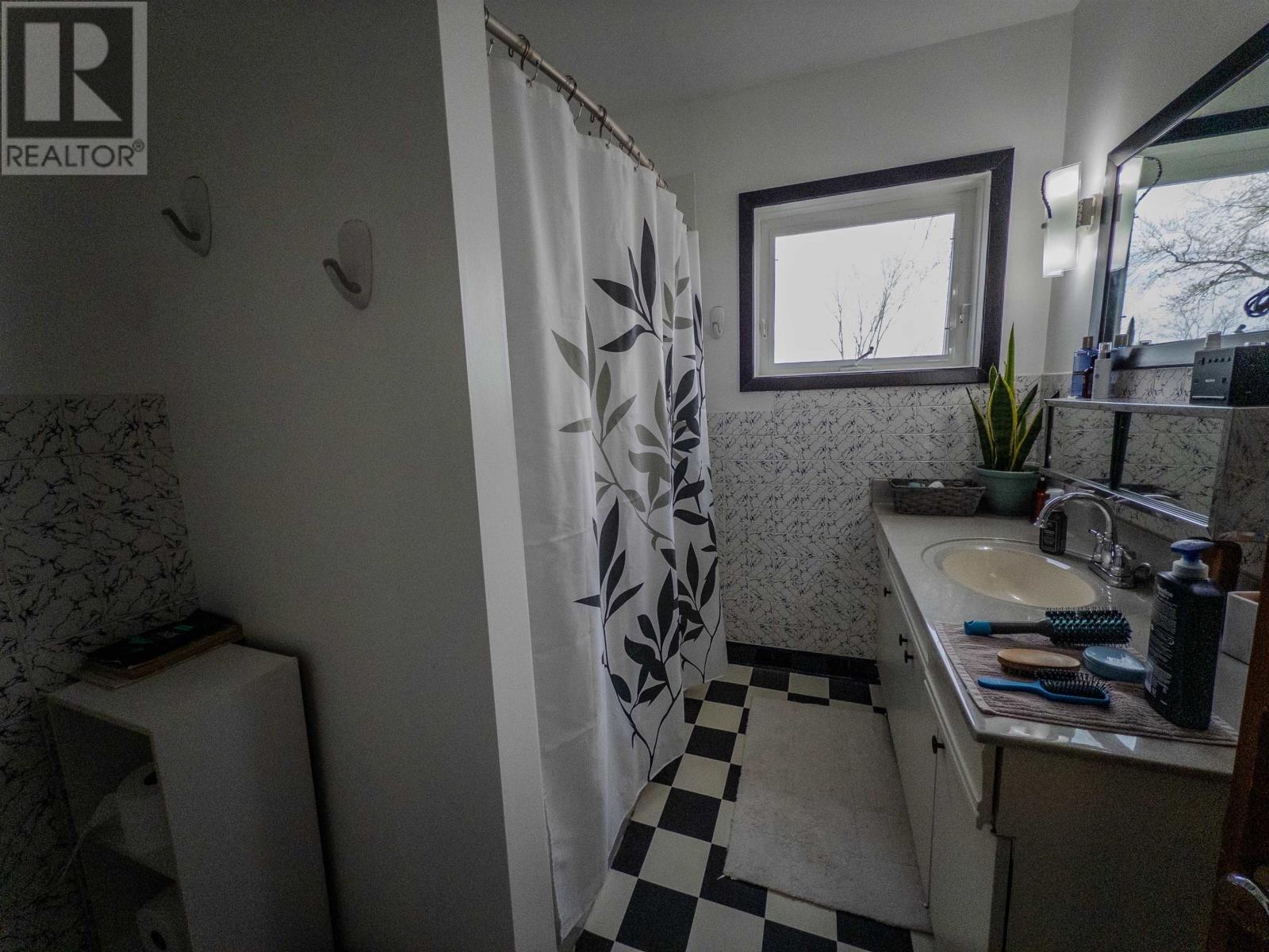 114 Fourth Street North, Kenora, Ontario  P9N 2M5 - Photo 23 - TB2600907