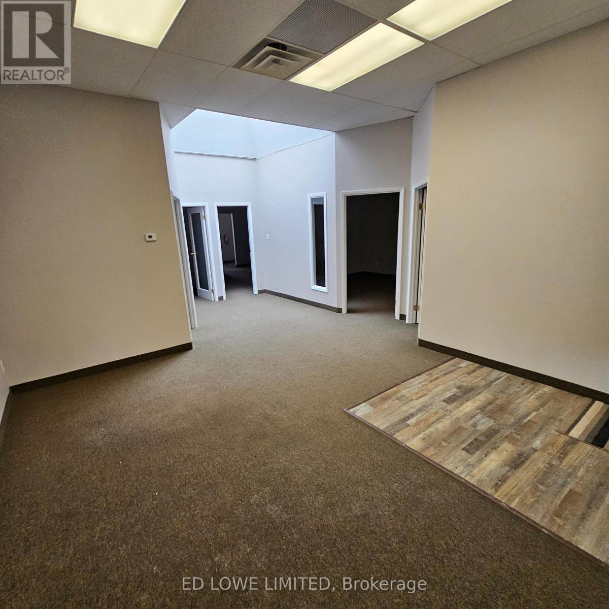 I - 4 Cedar Pointe Drive, Barrie, Ontario  L4N 5R7 - Photo 8 - S12429437