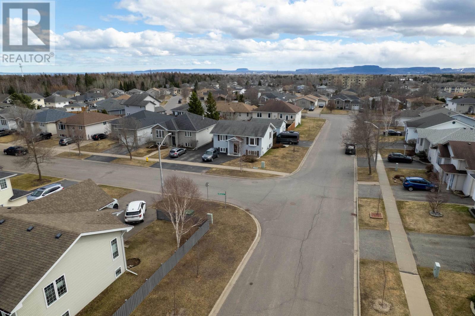 398 Minstrel Bay, Thunder Bay, Ontario  P7G 1S5 - Photo 32 - TB2600910