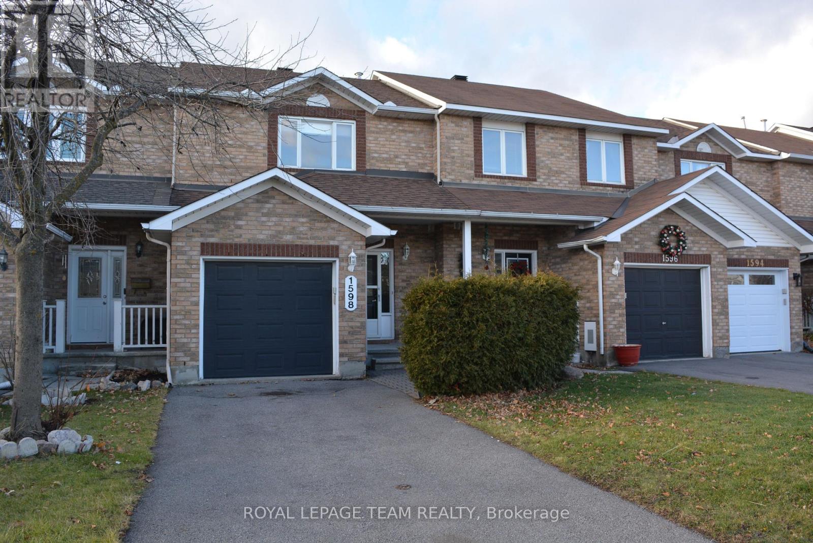 1598 CEDAR MILLS ROAD, Ottawa, Ontario