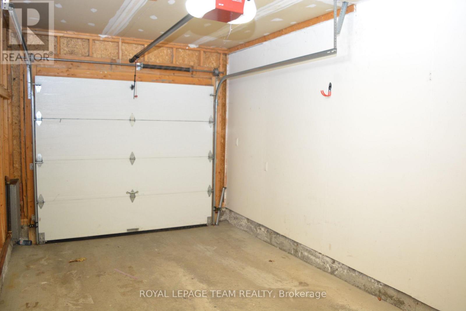 1598 Cedar Mills Road, Ottawa, Ontario  K1C 7L4 - Photo 12 - X13085458