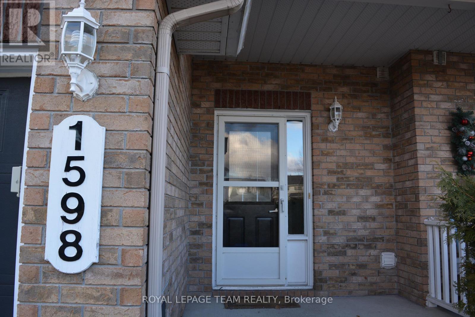 1598 Cedar Mills Road, Ottawa, Ontario  K1C 7L4 - Photo 2 - X13085458