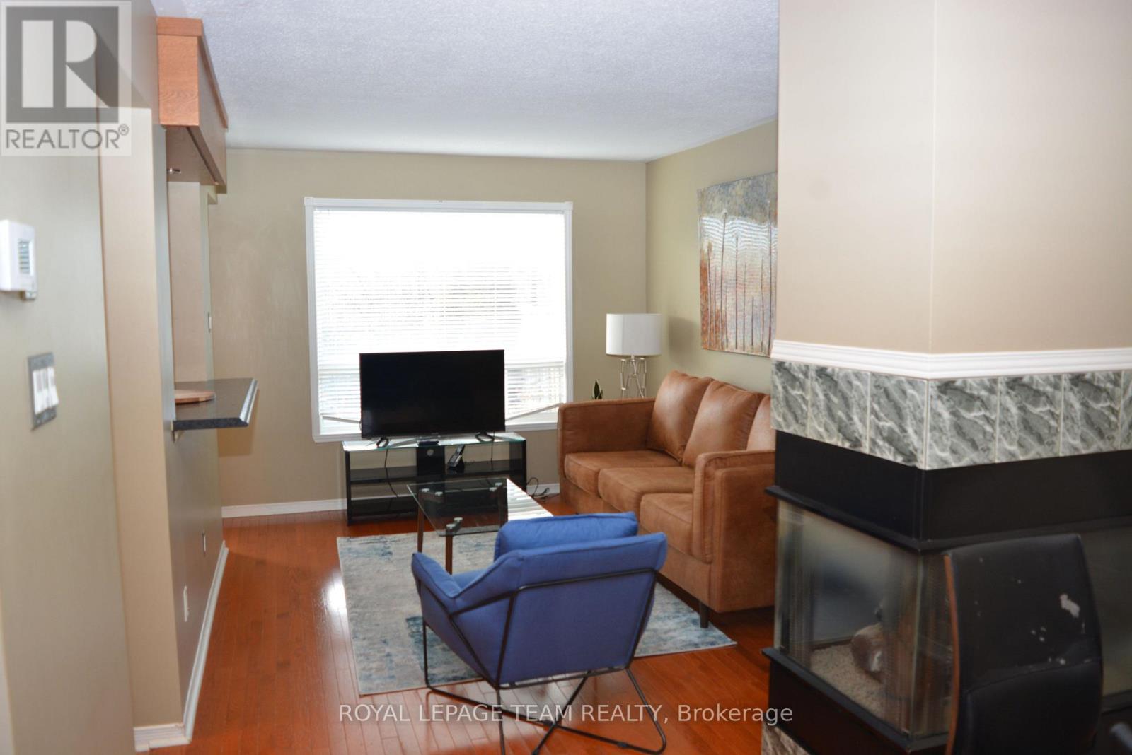 1598 Cedar Mills Road, Ottawa, Ontario  K1C 7L4 - Photo 3 - X13085458