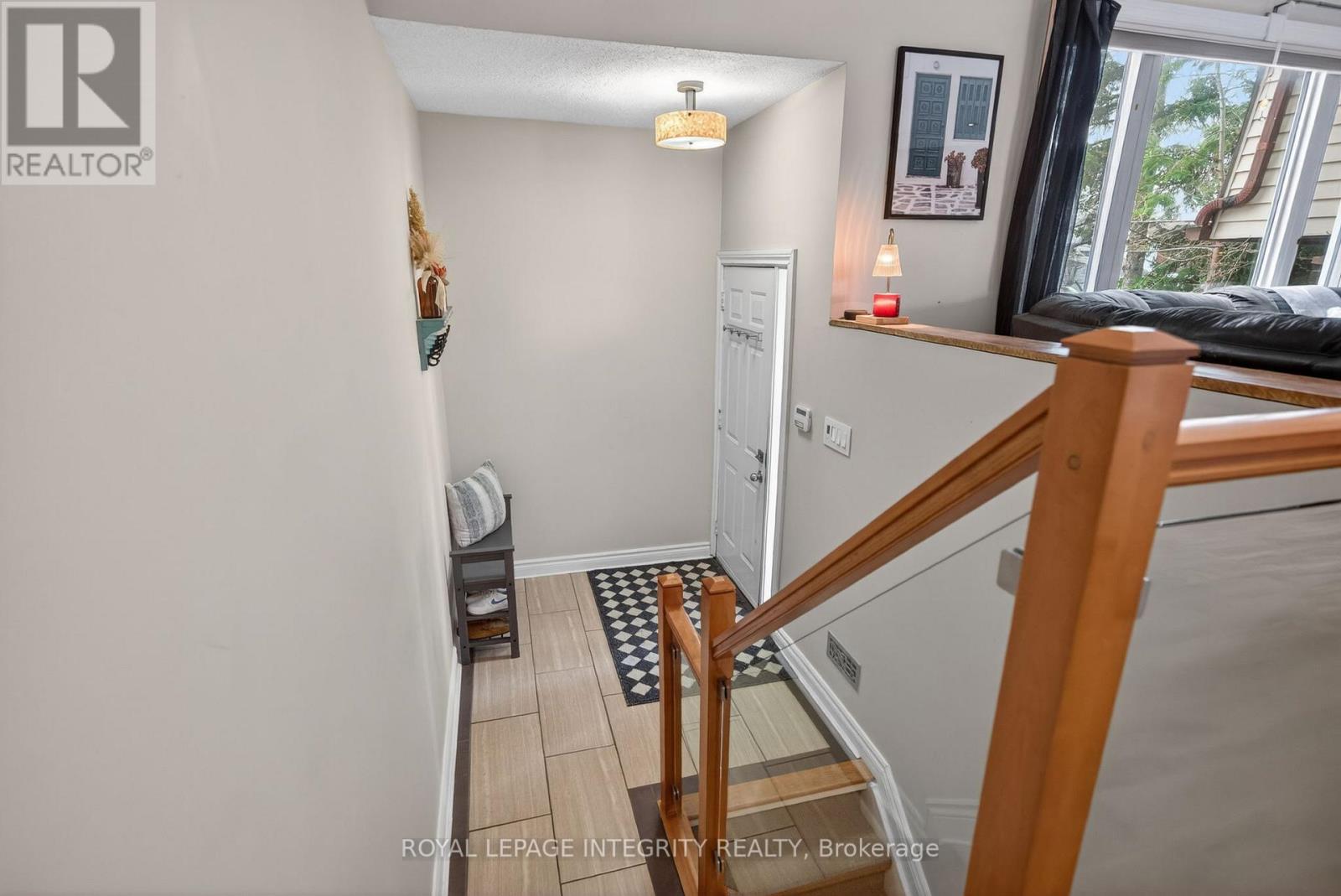 24 Westcliffe Road, Ottawa, Ontario  K2H 7X4 - Photo 4 - X13085618