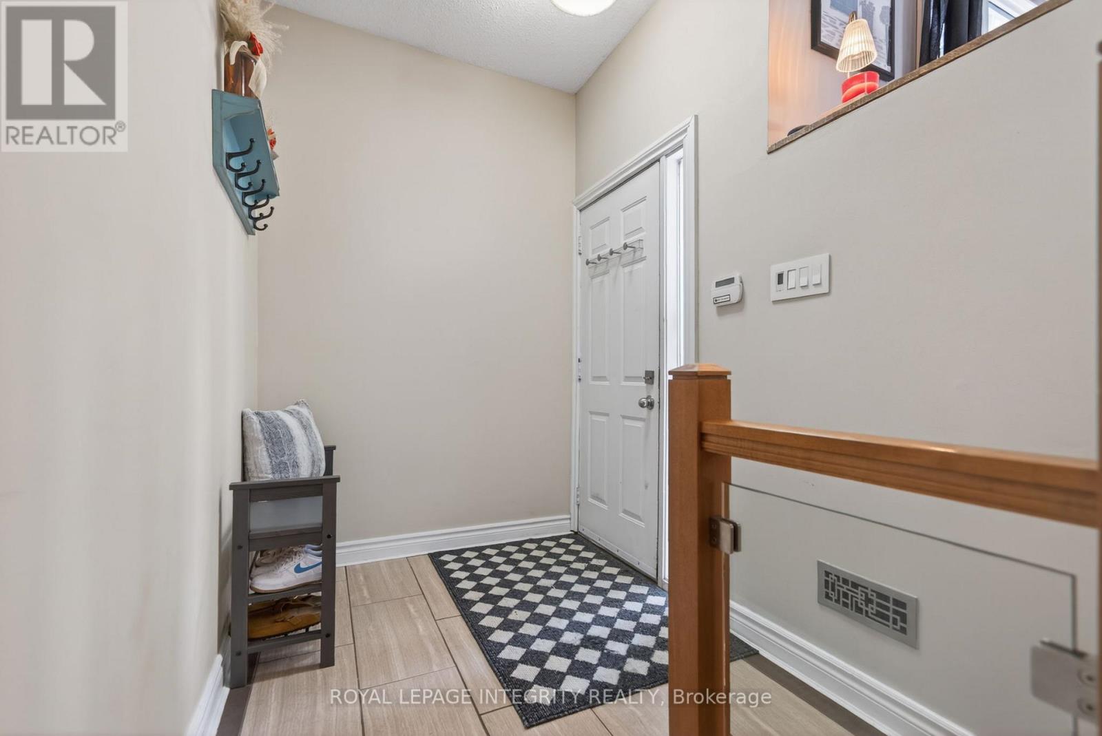 24 Westcliffe Road, Ottawa, Ontario  K2H 7X4 - Photo 6 - X13085618