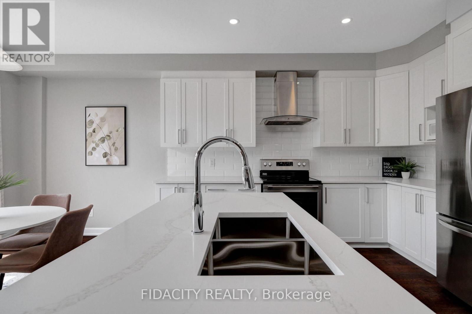 20 Allan Moore Place, Ottawa, Ontario  K2S 2A9 - Photo 10 - X13085634